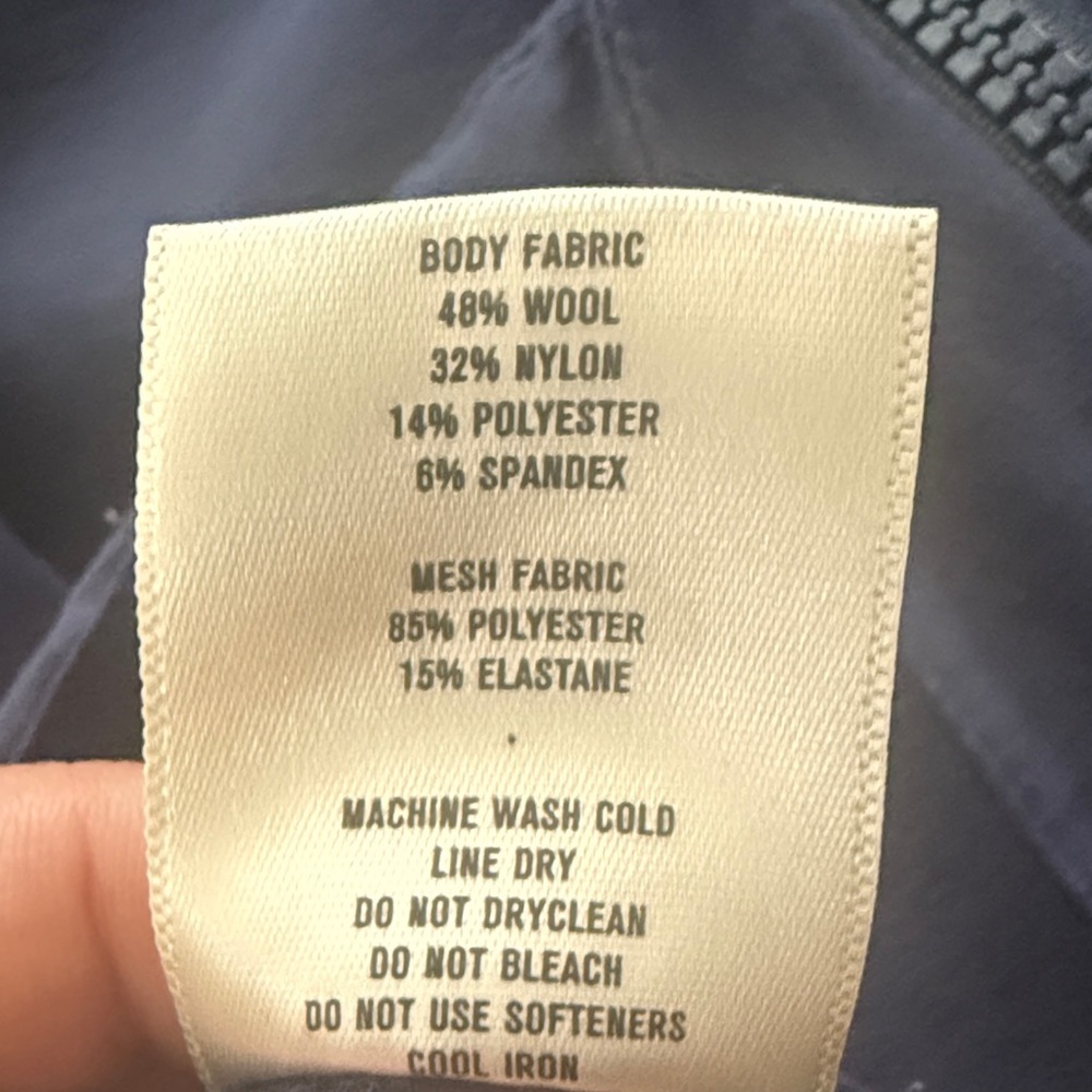 Tracksmith Run Commute jacket windbreaker size large - Picture 3 of 10